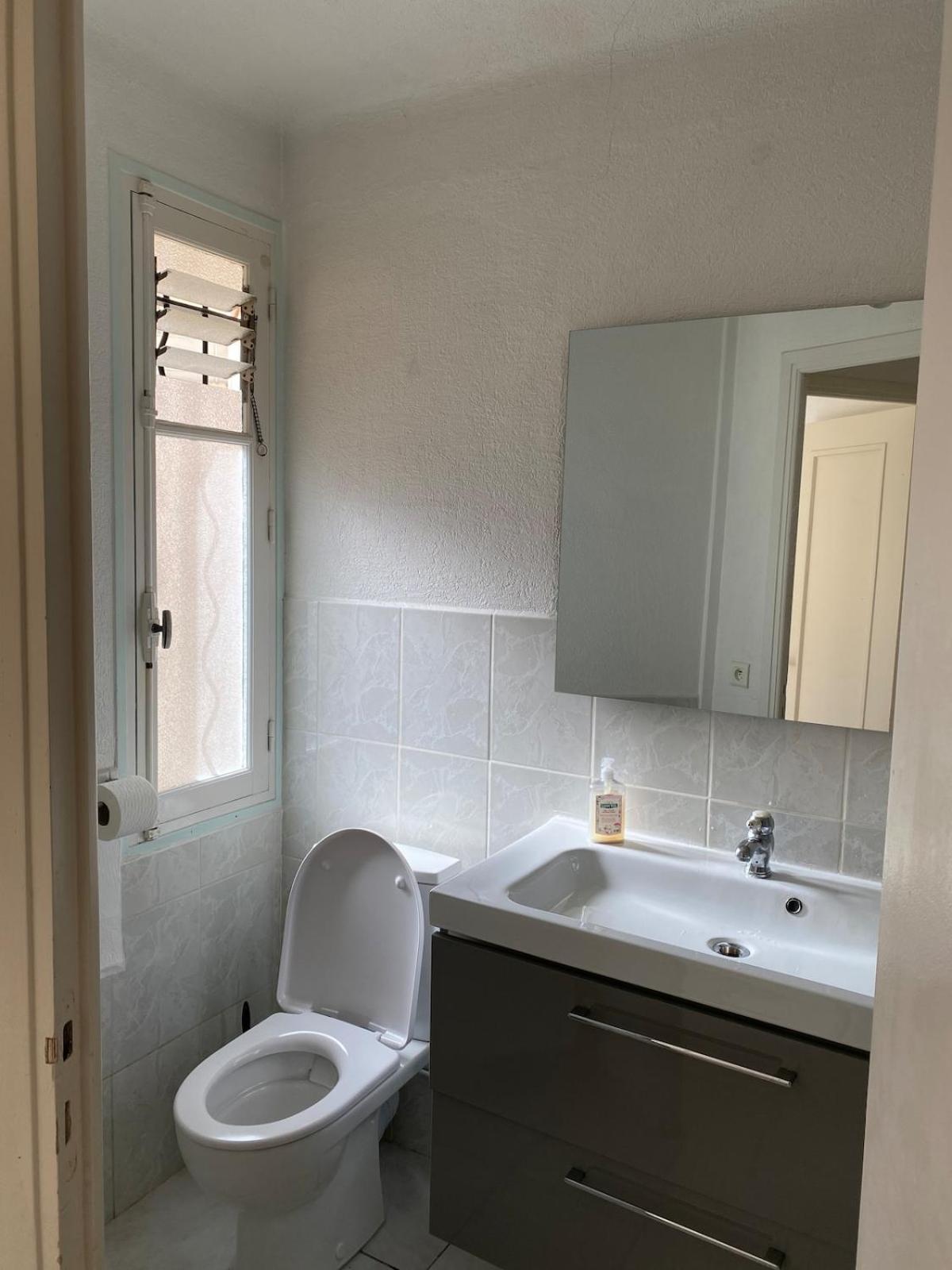 Appartement Rdc Proche De La *
